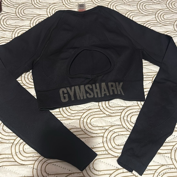 Gymshark top - Picture 3 of 3